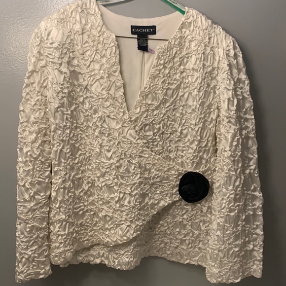 Cachet Sequin Ruched Top - Picture 2 of 6